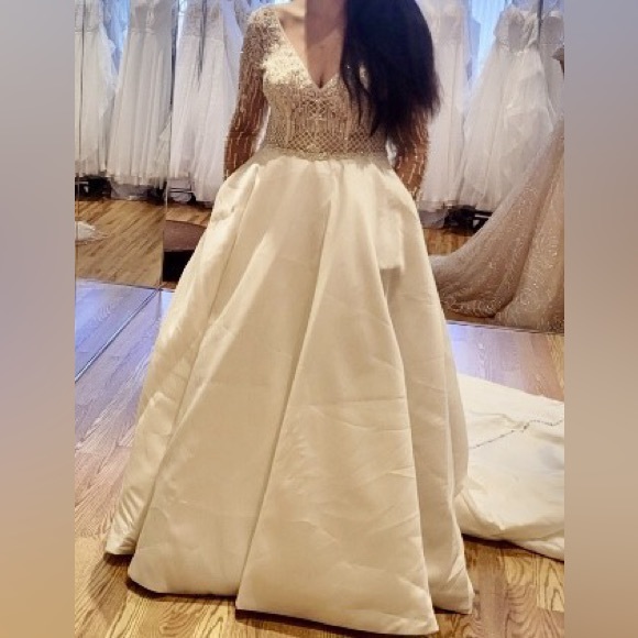 SOLD 🌟Justin Alexander Carson Wedding Dress (unworn, new) - Picture 3 of 7